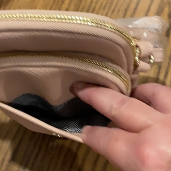 NWT mali & lili crossbody - Picture 7 of 7